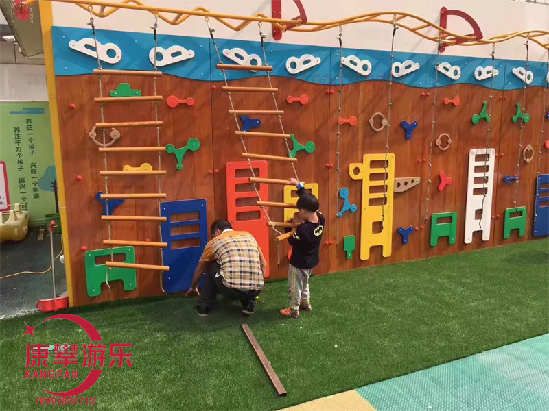 戶外幼兒園黃花梨木兒童